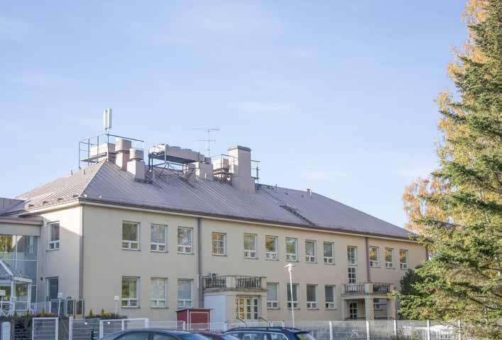 Arkkitehti Axel Mörnen suunnitelmat olivat valmiit keväällä 1933. Mörne oli sosiaalihallituksen arkkitehti ja näin kokenut laitossuunnittelija. Talon urakoijaksi valittiin rakennusmestari Emil Salin.