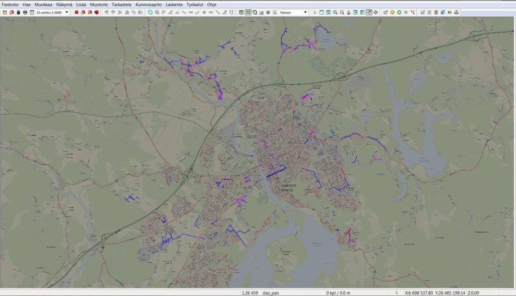 8 ohjelmisto. Se on alun perin suomalaisen Tekla Oyj:n kehittämä, mutta Trimble osti Teklan osakekannan vuonna 2011. Vuonna 2014 ohjelmiston nimi muuttuikin Tekla NIS:stä Trimble NIS:iin.