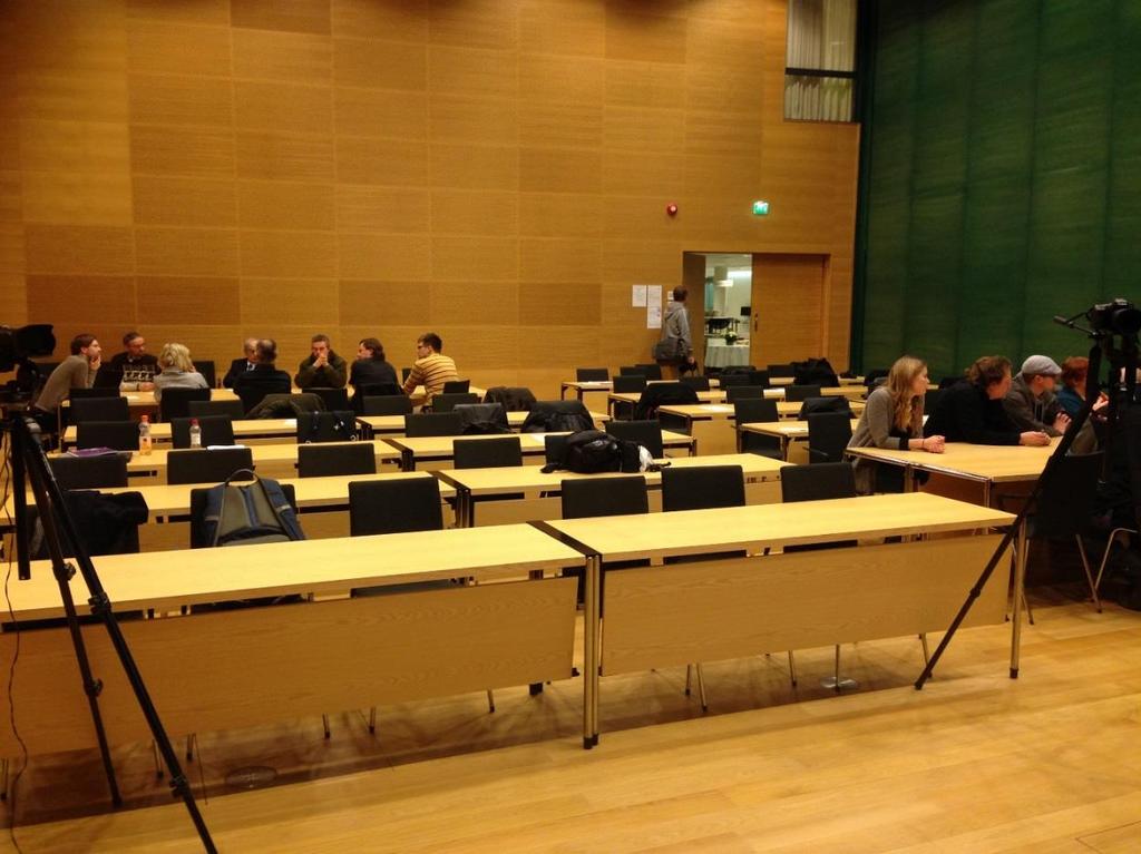 ohjata talkoolaisia työtehtävissä. Kaikki talkoolaiset eivät ole kokeneita aidanrakentajia, joten ohjausta voidaan tarvita. 7.