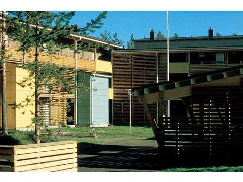 OULU, 1997; 3 taloa, 33 asuntoa >>> Suomalaiset puukerrostalot Virallisesti
