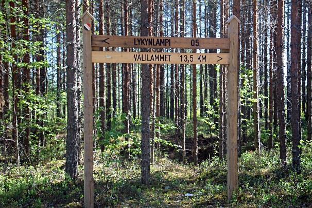 tulosuuntaan Välilammet 13,5km,