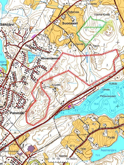 33 Osa-alue 15, Ahvenlammi-Palomäki (ML) (kuva 21) Alueen lounaisosa (kapean kaulan eteläpuolinen alue) on edustavaa kuusivaltaista iäkästä sekametsää.