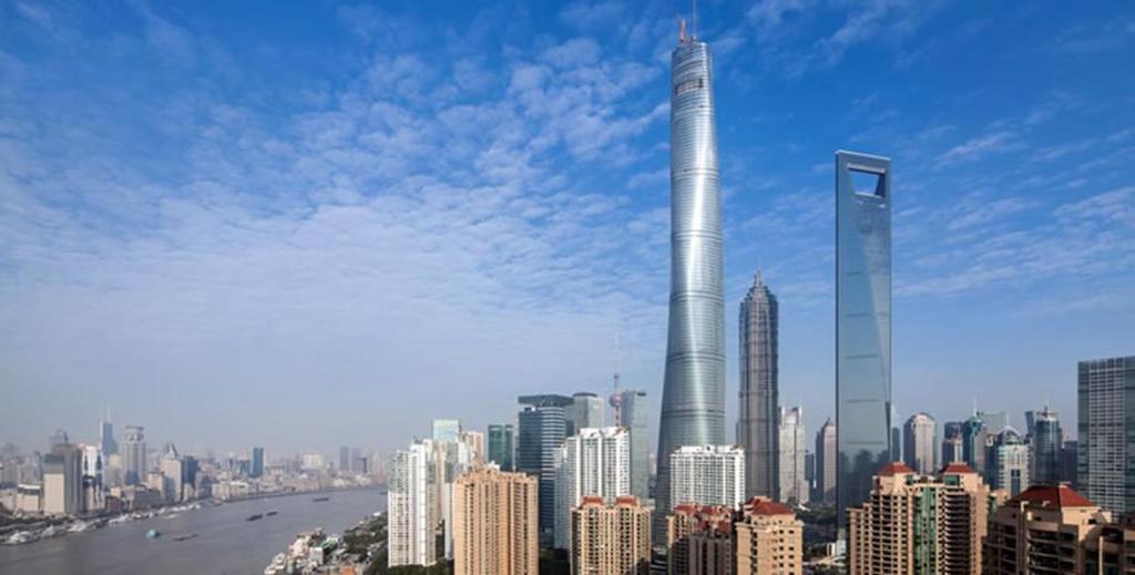 Shanghai Tower Vuonna 2015 valmistunut Shanghai Tower on Kiinan