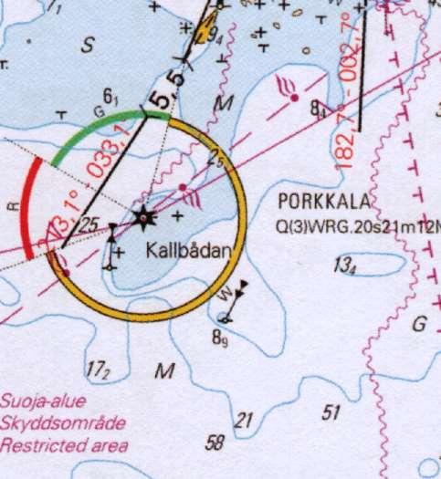 3. Merkintäpaikkasi on 59 54,0 N 024 24,0 E. Ohjaat kompassisuuntaan 200 nopeuden ollessa 8 solmua. Kello 12.50 suunnit pääkompassilla merimajakan Porkkala kompassisuuntimassa 245 ja kello 13.