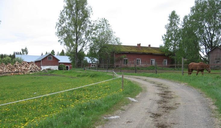 42 Laajin näkyvyysalue kohdistuu voimalaalueen itäpuolelle pääosin yli viiden kilometrin päähän Kallaveden Sotkanselälle, jonka rannoilla on paljon loma-asutusta sekä Koiruksen selälle, jolla on
