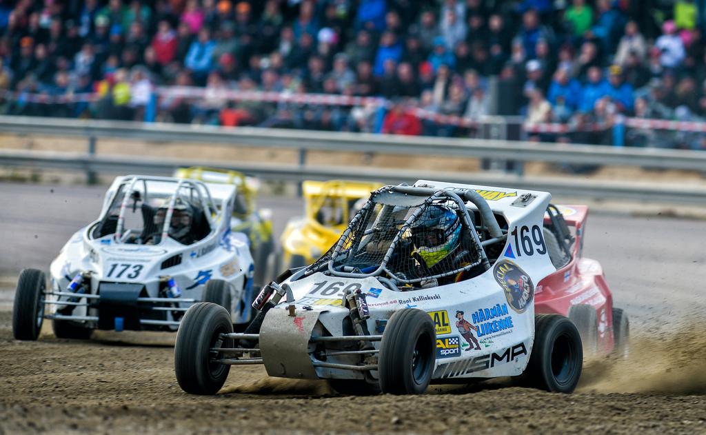 6 Rata-ajon puolella kansallisen historic-kilpailemisen kivijalkana toimii kansalliset historic- ratakilpailut sekä kauden päätapahtuma Historic Grand Race, joka vuosittain kerää suuren joukon
