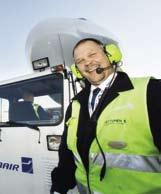 26 henkilöstö Menestys luo työpaikkoja Tekniikka siivottiin turvallisemmaksi Turvallisuus on Finnairissa lähtökohtana kaikessa toiminnassa. Lentoturvallisuudesta ei tingitä.