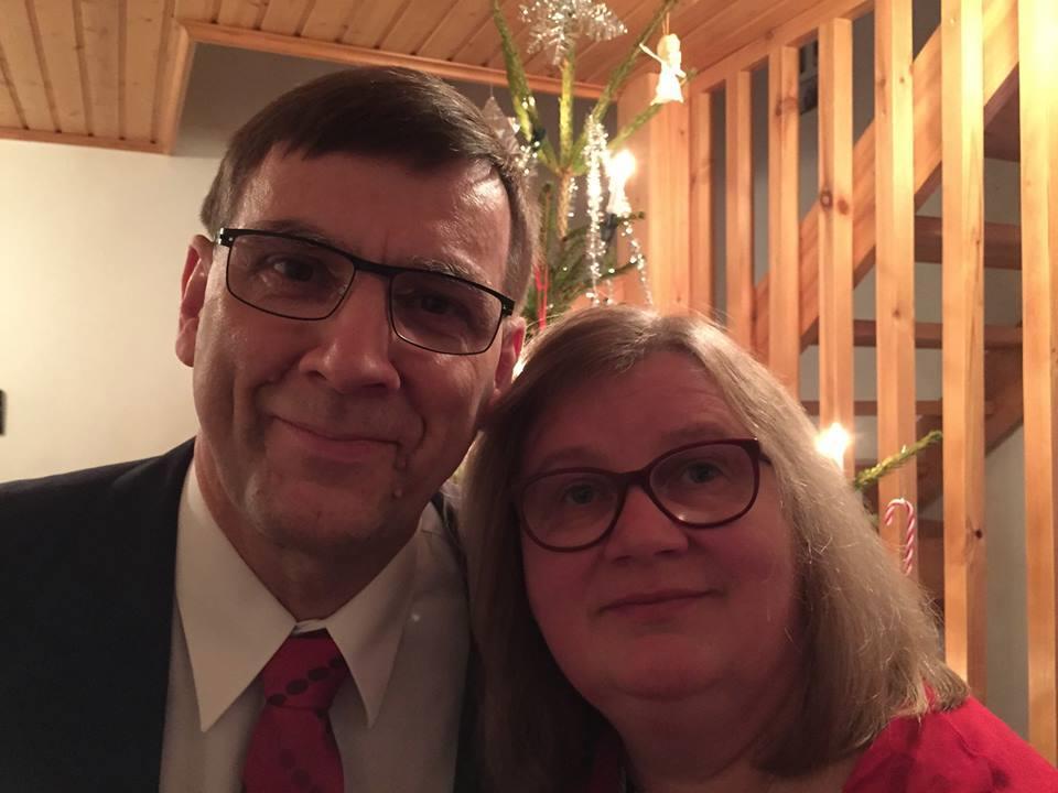 Hele ja Hessu Hallo! Ich bin Kantor-Organist in der Kirchengemeinde Akaa. Akaa liegt ungefähr 150 Kilometer von Helsinki nach Norden. Unsere Kirchengemeinde hat 13 000 Mitglieder.
