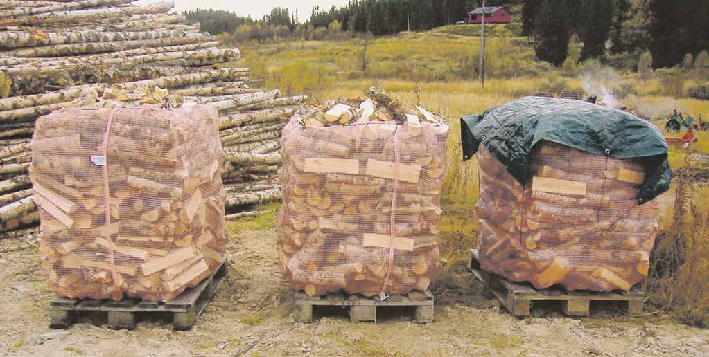 Lavasäkki Lavasäkki on halvin polttopuun pakkaustapa. Niiden käyttö tekee polttopuuntuotannosta järkevää ja tehokasta.