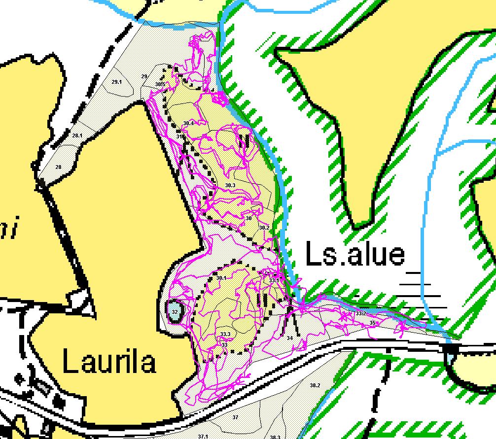 Laurila kartoitettiin 25.9-1.10. (Kuva 3). Sieniä oli maastossa melko hyvin, etenkin metsän puolella.