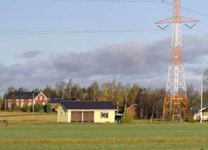 Pihapuiden aiheuttamien vaaratilanteiden eliminoimiseksi Fingrid tarkastaa ja käsittelee voimajohtojensa lähialueilla sijaitsevien pihojen puuston säännöllisin väliajoin.