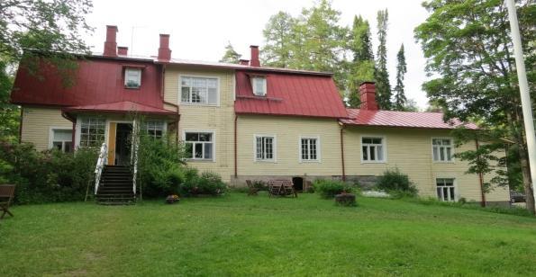 Seuran Kesäkurssit pidettiin taas vuosien tauon jälkeen Munkkiniemen kansakoululla kesällä 1948. Päivien vetäjäksi kutsuttiin kapteeni Sidney Ransom Englannista.