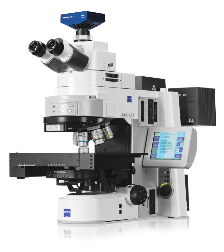 16 Kuva 6. Zeiss Axioimager -epifluoresenssimikroskooppi. [21] Mikroskooppi on automatisoitu, ja sen toimintoja voidaan ohjata tietokoneella.