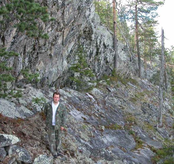 Tavoitteet Opiskelija tunnistaa ja osaa kuvailla Suomen kallioperän pääyksiköt ja osaa nimetä ne stratigrafisen aseman ja ikäsuhteiden perusteella.