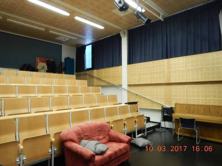 37 (60) Kuva 85. Itäsiiven auditri Kuva 86. Itäsiiven lukka 2 5.2 Alaphjarakenteet Ensimmäisen kerrksen alaphja n tyypillinen 60-luvun rakenne, jssa lämmöneristeenä n tja-levy (lastuvilla).