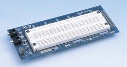 20 Elektroniikka T12100001 Harjoituslevy AE1 Tehovahvistin Analogiaelektroniikan mittausharjoituksissa käytettävät levyt rakentuvat perusyksikkö 2000 ympärille. Harjoituslevy AE1 on ns.