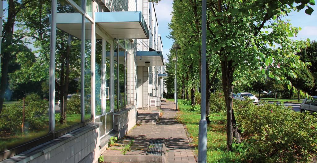 2/2017 YHTEYSTIEDOT Yhteystiedot Ammattielektroniikan myyntiin ja järjestelmäasennuksiin liittyvissä asioissa Teitä palvelevat: Pertti Kauko Avainasiakaspäällikkö puh.