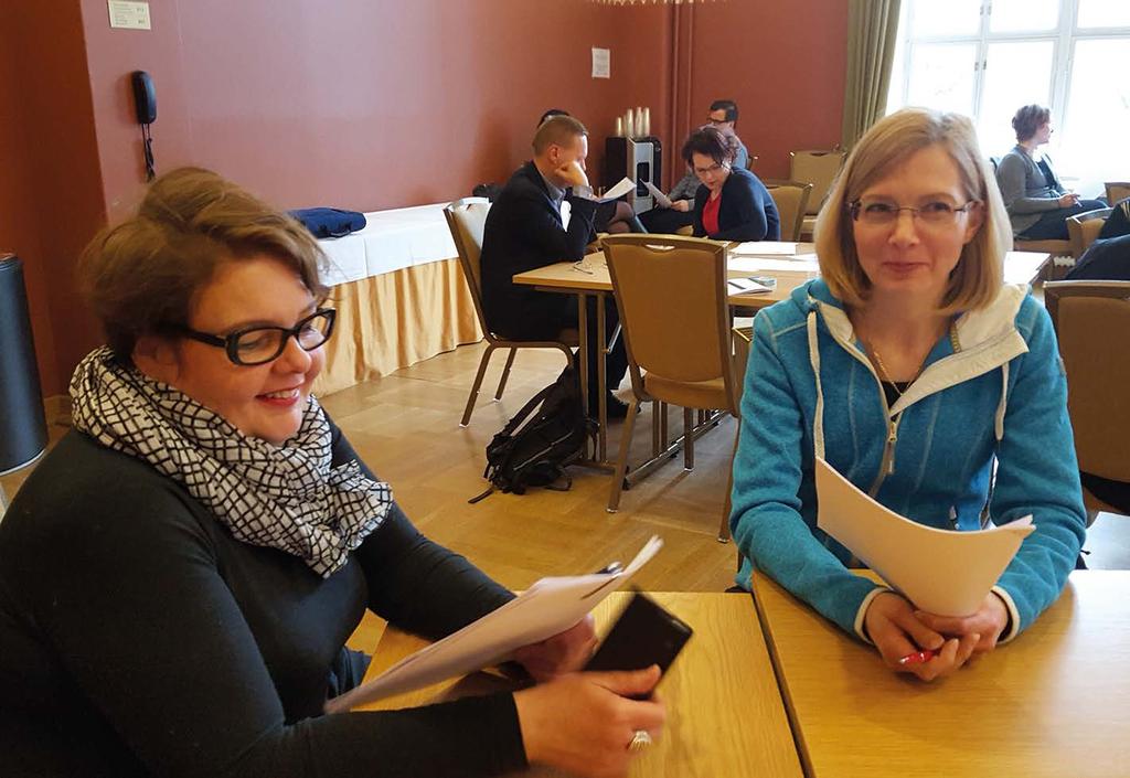 Toimitusjohtaja Tuija Kuivalainen muisti puheessaan vuoden 2015 kuluessa tapahtuneita muutoksia ja kiitti kaikkia talpalaisia tilinpäätösurakan onnistumisesta.