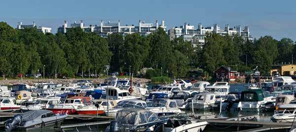 Sataman kuulumiset Satamaterveiset Tätä kirjoittaessani satamatoimikunta on kääntänyt vähitellen katseet tulevaan kauteen. Veneiden yhteislaskuajat selviävät kalenterista.