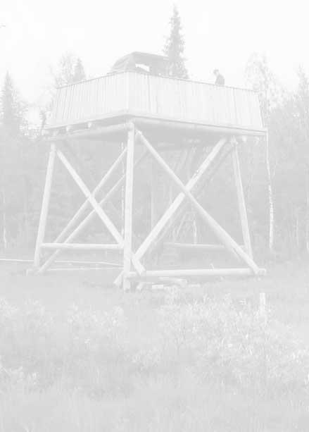 Kuusamon Antinperä Antinperän torni on yksitasoinen, avoin ja noin 7 metriä korkea. Se on tarkoitettu noin 8 hengelle. Torni on rakennettu vuonna 1997.