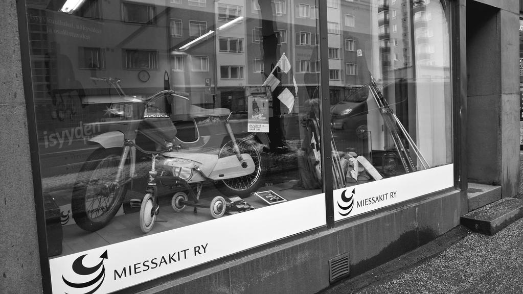LAHDEN TOIMISTO UUSISSA TILOISSA Teksti ja kuvat Tomi Timperi Miessakit ry:n Lahden toimisto muutti joulukuussa uusiin tiloihin.