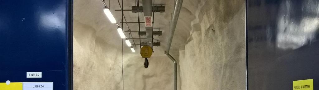 Valtion pienjätteiden välivarasto VLJ-luolassa.