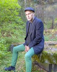 14.00-18.00 POP UP -KESÄKAHVILA, Päätalo-keskuksen pihamaalla Myytävänä mm. vohveleita, kahvie, jätskiä ja sittisuutaa. 15.