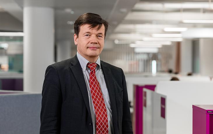 Hallinnointi / Johtoryhmä ja laajennettu johtoryhmä Esa Viitamäki Teknologiajohtaja s.