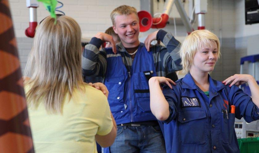 tapahtumaa oppilaitoksiinsa. Hakemuksia tuli 19 koulutuksen järjestäjältä, ja kaikki haetut tapahtumat toteutettiin.