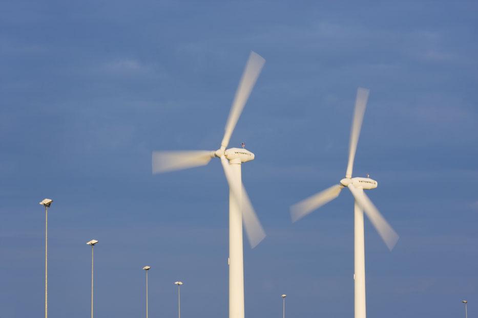 yhteensä noin 5500-8000 MW maatuulivoima