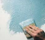 Vanhojen tai aiemmin maalattujen pintojen ollessa kyseessä poista kaikki lika, pöly ja vastaavat aineet pinnalta pesemällä ja harjaamalla.