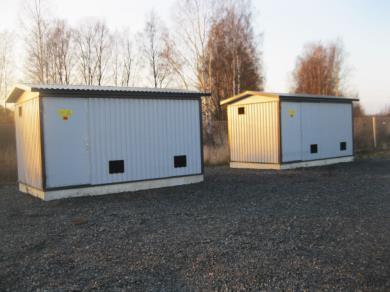 37 8.2 Käyttö Kompensointilaitteisto on kytketty 20 kv:n katkaisijan avulla suoraan kiskostoon ilman säätöautomatiikkaa.