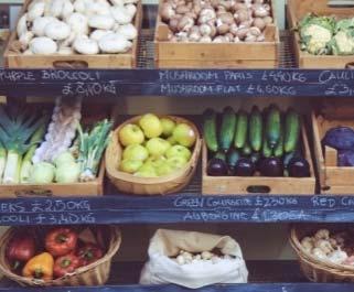 nykyinen lihankulutus, ajan myötä tapahtuvat muutokset, erilaiset ruokavaliot Ruokailutilanteeseen ja -hetkeen