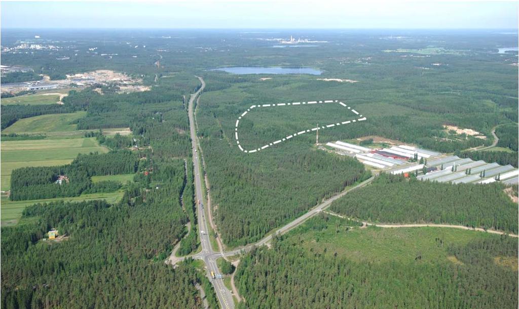 Alueet on todettu puhtaiden ylijäämämaiden välivarastointi- ja läjitysalueeksi soveltuviksi Kouvolan kaupungin vuonna 2012-2014 laatimassa ylijäämämaiden selvityksessä.