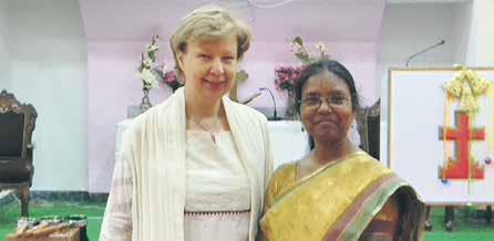 6 Lähde 3/2017 Ihmeellinen Intia koskettaa Mediatyöllä on maassa valtavat mahdollisuudet Olen puhunut monta kertaa Suomen seurakunnissa Intian-työstä.
