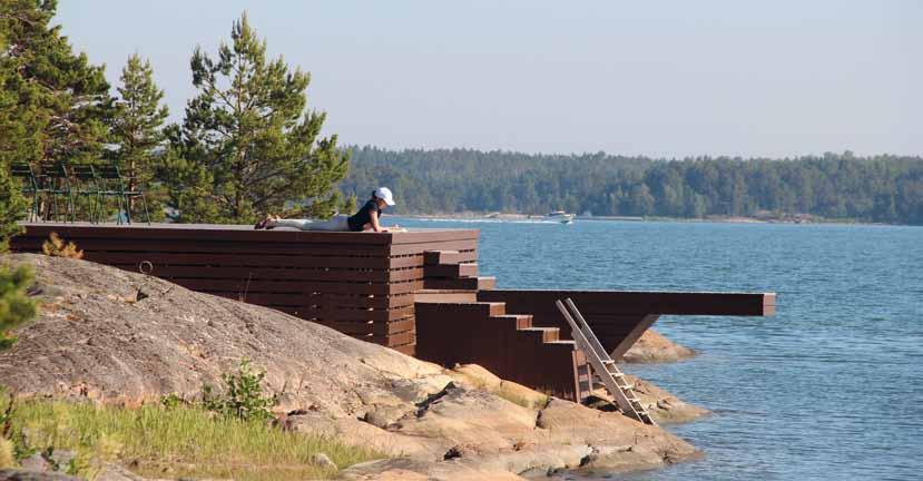 SW MKS sähkökeskus, kaikki samassa paketissa! MKS yhdistelmälaite sisältää samoissa kuorissa siniaaltoinvertterin, laturin sekä MPPT säätimen aurinkopaneeleille.