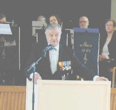 Tätä veteraanien perintöä nykyiset järjestöt ja myös nuoret omalla tavallaan edelleen KOUVOLAN SOTAMUIS- TOMERKIT - kirjan julkistamistilaisuus pidettiin maanantaina 24.4.2017 kello 11.