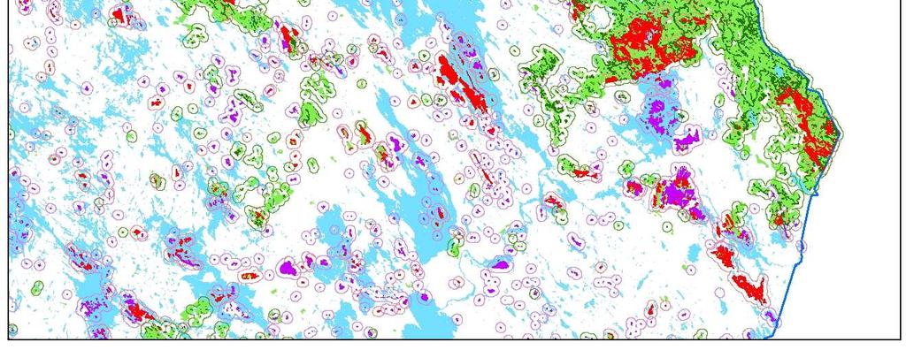 Esimerkkejä asiakkaista ovat puun ostavat yritykset, luontomatkailupalveluiden tuottajat, jokamiesretkeilijät, mökkitontin ostajat, metsästäjät ja kalastajat. 4.2.