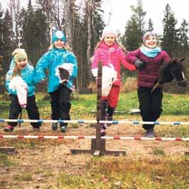 Tervetuloa vierailemaan Tuvalle, osallistumaan toimintaan ja liittymään jäseneksi. Tupakahvilassa on tarjolla kahvia, teetä ja kahvileipää, sekä sanomalehtiä ja muuta lukemista.
