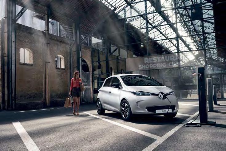 Sujuvan ja turvallisen arkikäytön varmistamiseksi Renault suosittelee erillisen Type 2 -liittimellä varustetun sähköauton latauslaitteen asentamista kodin pysäköintipaikalle.