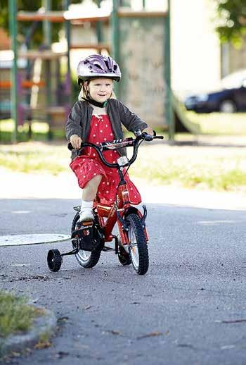 69,- Sopii lapsille 90 105 cm City Child 12" vaihteeton Tukeva ja turvallinen lastenpyörä, jossa jalkajarrut,