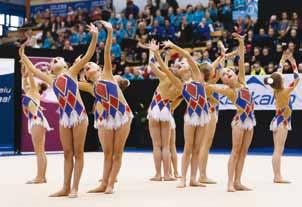 Edellisen kesän Gymnaestrada-tapahtuma houkutteli niin paljon aikuisia voimistelijoita, että OVOon piti perustaa uusia harrasteryhmiä.