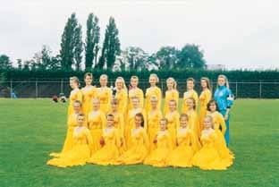1991-1993 Vuoden 1991 päätapahtuma oli Gymnaestrada -voimistelufestivaalit Amsterdamissa heinäkuussa. Olarin tytöt osallistuivat Aurinko nousee -kenttäohjelmaan.