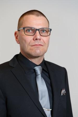 fi Taitto ja paino ForssaPrint, Forssa Seuraava lehti Digitaalinen tai paperiversio Aineistopäivä 1.12.2017 Ilmestyy noin 10.12.2017 TTT ry:n jäsen Autokatsastajat AK ry:een kuuluu 790 jäsentä.