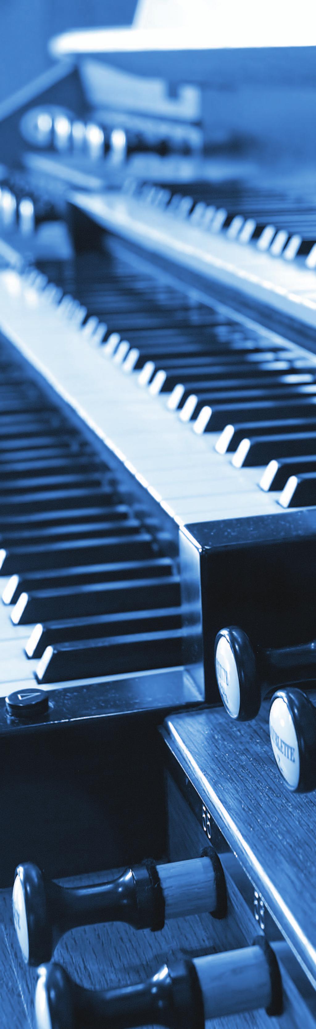 osastolle kaikilla kolmella soittimellaan. Hän suoritti mm. cembalon-, urkujen- ja continuosoiton A-tutkinnot erinomaisin arvosanoin ja valmistui musiikin maisteriksi 2009.