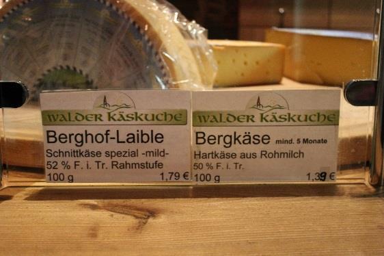 Maitotuotteita valmistavia meijereitä on paljon ja Etelä-Saksan kauppojen valikoimista löytyy pienten paikallisten meijereiden tuotteita.