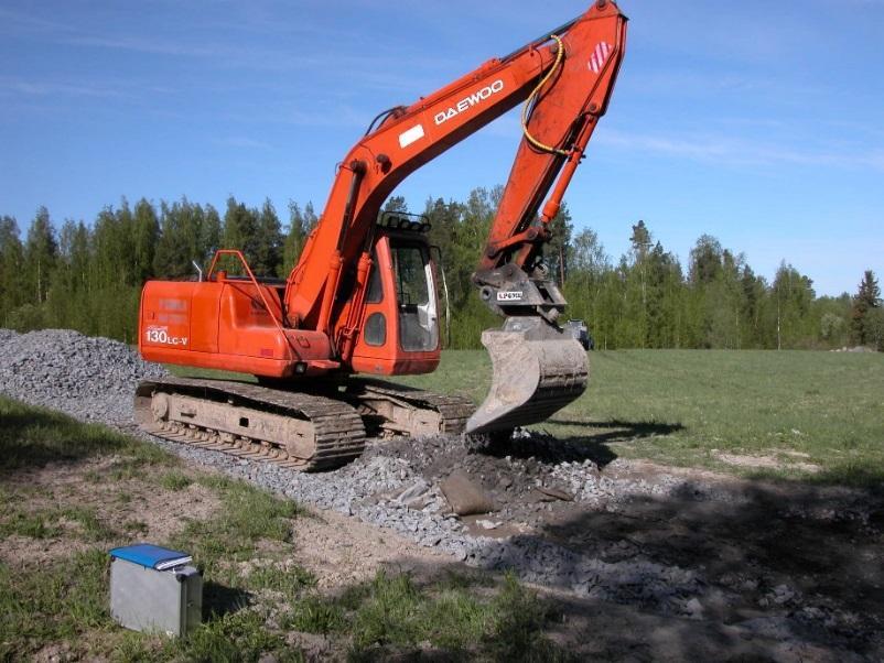 Muinaismuistoihin kohdistuu monenlaista maankäyttöä muinaisjäännökset ovat osa matkailua ja turismia metallinetsinnässä voi sattumalta osua