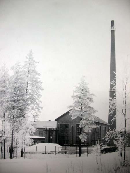 1945 1972: Vihtavuori Oy:stä Rikkihappo Oy:ksi Rauhansopimuksen jälkeen siirryttiin jälleen uuteen tuotantoon.