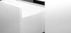 01 Maalattu valkoinen* Ovet ja laatikoiden etusarjat ovat maalattua MDF-kuitulevyä.