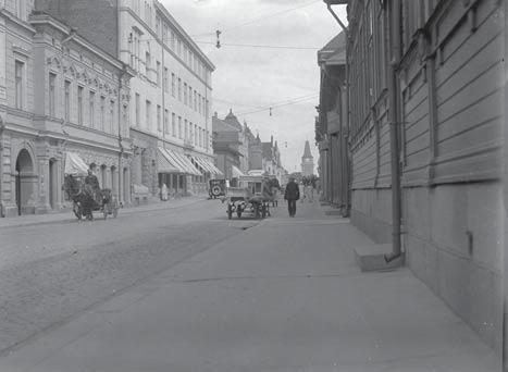 Tammerkosken asema markkinapaikkana vahviste in 1637. Tampereen kaupunki peruste in vuonna 1779 Tammerkosken kartanon maille.
